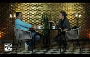 انتقاد تند و تیز امیرعلی نبویان به شوخی جنجالی رائفیپور با زنها؛ زشت است! انتقاد تند و تیز امیرعلی نبویان به شوخی جنجالی رائفیپور با زنها؛ زشت است!