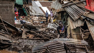 کشف 40 جسد با شکسته شدن یک سد در کنیا / عکس