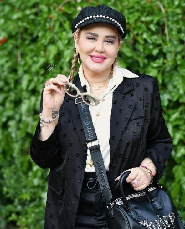 عکس | شوآف جدید بهاره رهنما و کیف و کت گرانقیمت در یک مراسم هنری