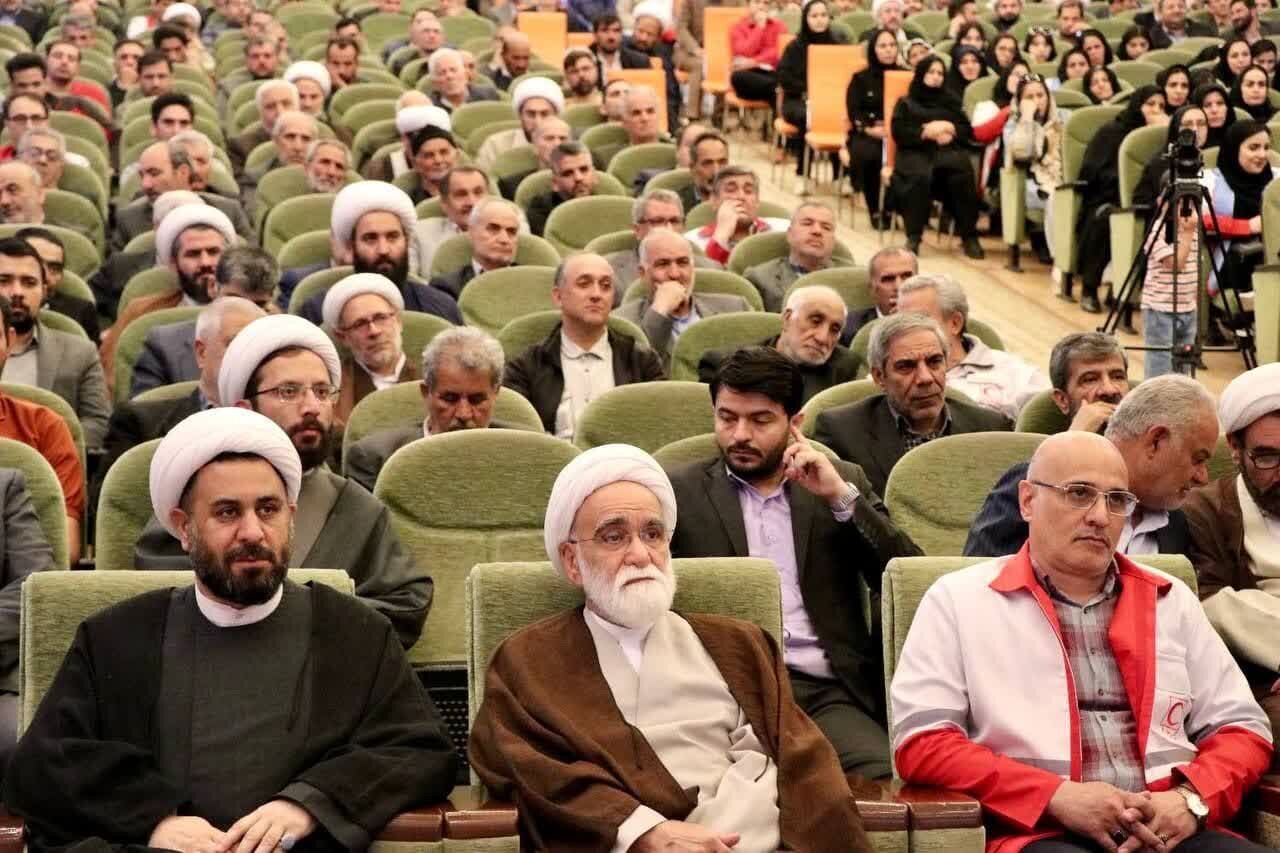 با حضور نماینده ولی فقیه در هلال احمر: آئین تکریم و معارفه مسئول دفتر نمایندگی ولی فقیه در هلالاحمر استان اردبیل برگزار شد