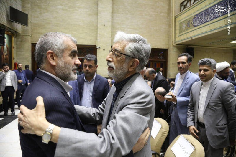 تصاویری از وزیر احمدی نژاد در آغوش حدادعادل/  ژست جالب قالیباف و آقاتهرانی در کنار هم