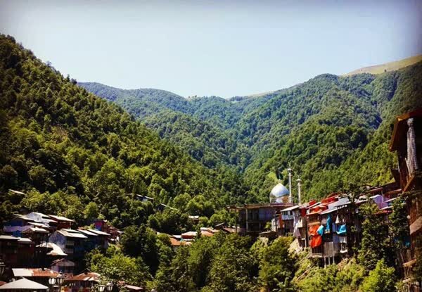 جزئیات آتشسوزی مهیب امامزاده ابراهیم شفت/ عکس