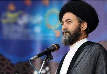 واکنش امام جمعه اردبیل به دعوت ایران برای شرکت در نشست شرمالشیخ / این اقتدار بر ملت مقاوم ایران مبارک باد