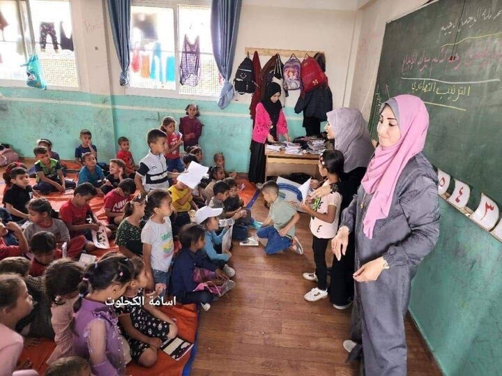 فداکاری معلمان فلسطینی در شرایط جنگی حاکم بر نوار غزه/عکس