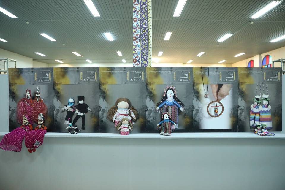 افتتاح دو نمایشگاه نقشه های تاریخی و کهن خلیج فارس و عروسک های بومی اقوام ایرانی برای اولین بار در خوزستان