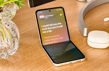 آیفون تاشو به زودی روی خط تولید قرار میگیرد/ عکس