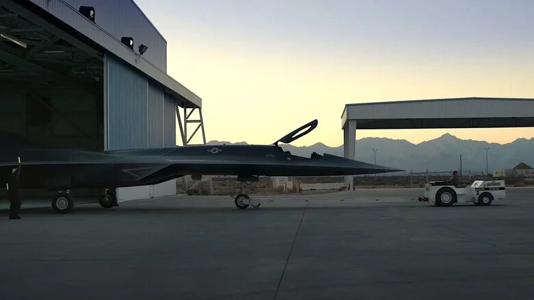 دارکاستار؛ یکی از مرموزترین جتهای جاسوسی دنیا!/ عکس