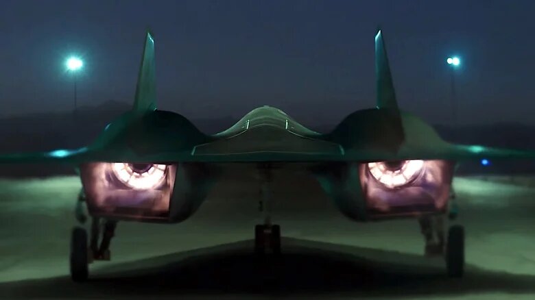 دارکاستار؛ یکی از مرموزترین جتهای جاسوسی دنیا!/ عکس