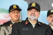 عکس | چهره درهم و گرفته سردار رادان حین تماشای کلیپی از شهید رئیسی در مجلس