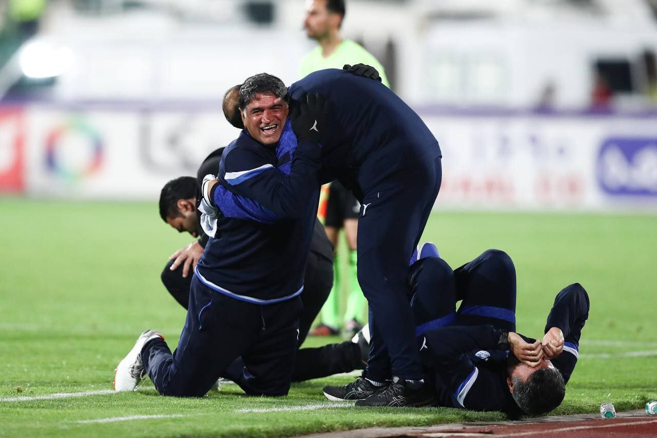 عکس| شادی ویژه هاشمینسب پس از برد استقلال