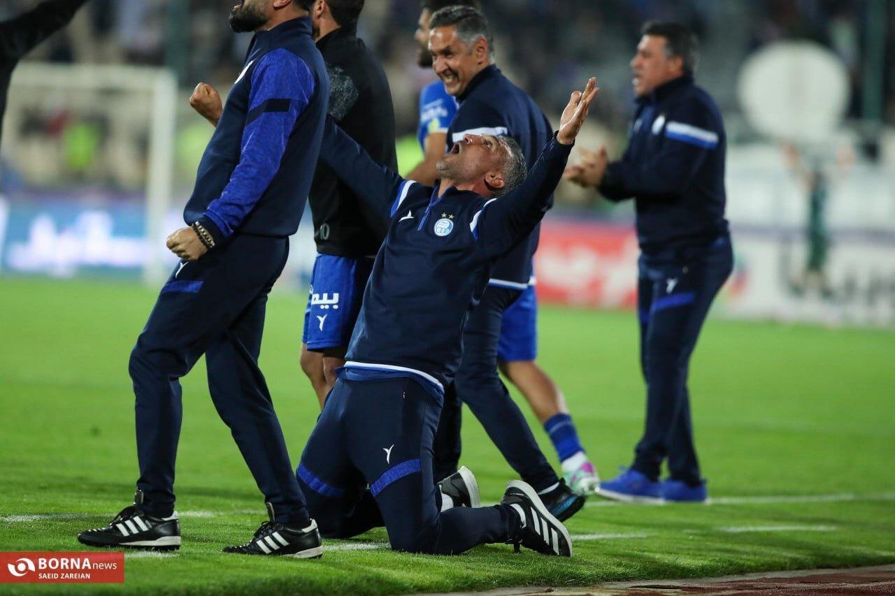 عکس| شادی ویژه هاشمینسب پس از برد استقلال