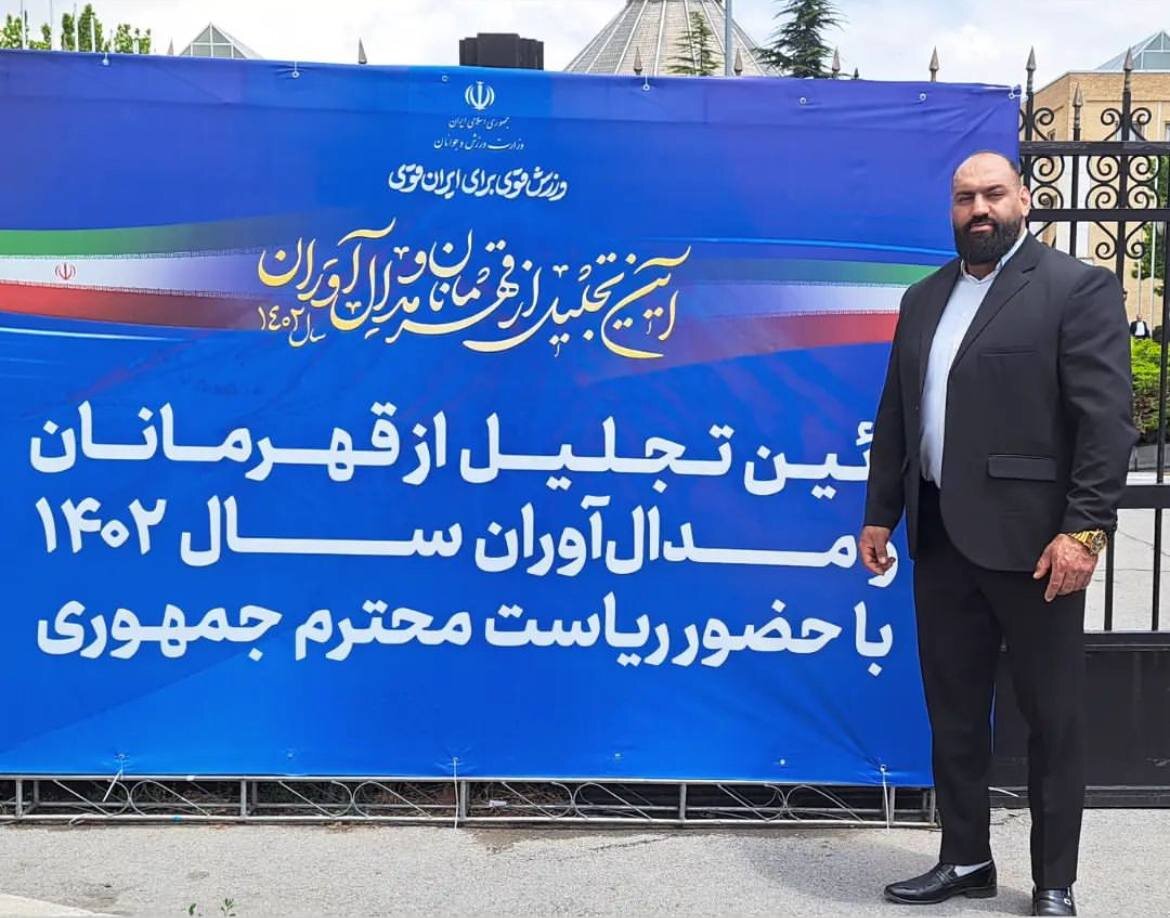 عکس| ملاقات قهرمان مردان آهنین با رئیس جمهور