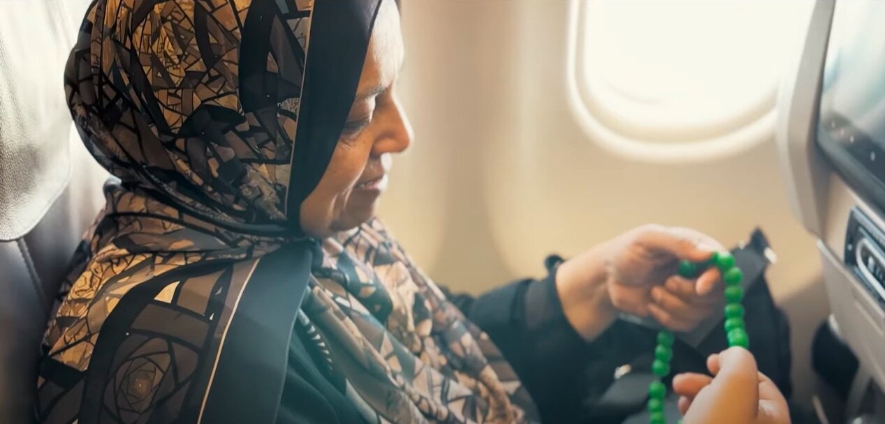 توزیع تسبیحهایی با خاصیت ضدعفونی دستها در مراسم حج/ جنس این تسبیحها از چیست؟