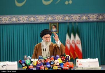 حضور رهبر انقلاب در دور دوم انتخابات مجلس شورای اسلامی