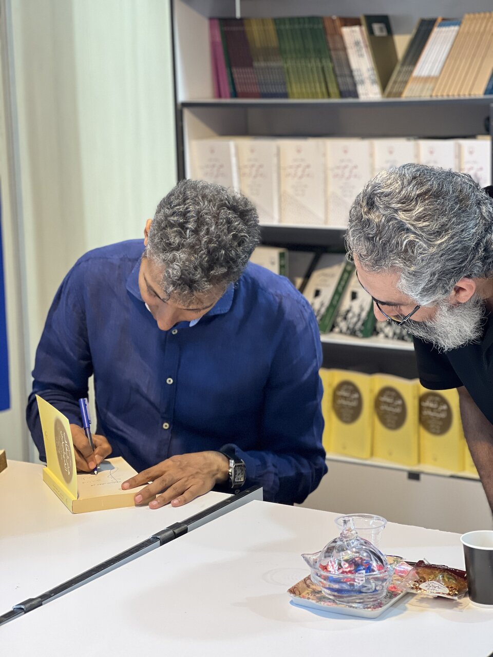 عکس| روز خاص عادل فردوسیپور کنار طرفدارانش