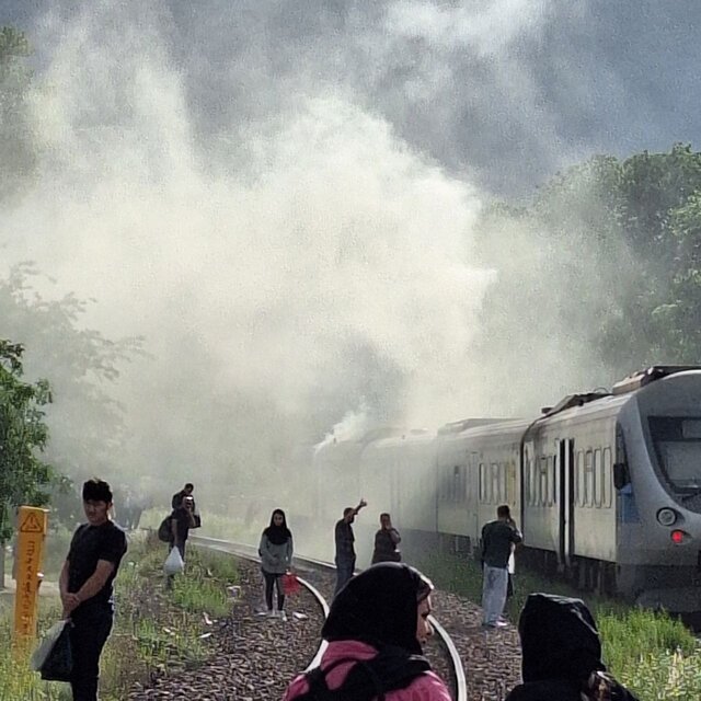 تصاویر آتش‌سوزی قطار متعلق به متروی تهران است؟
