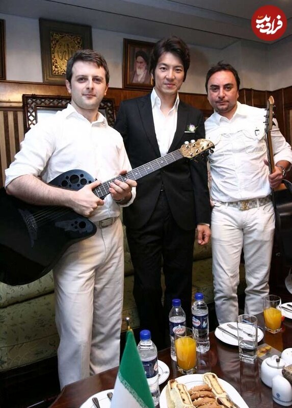 عکسهای یادگاری «جومونگ» با خواننده مشهور دهه هشتاد