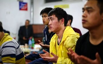 عکس | حرکت جالب چینی‌ها در حیاط دانشگاه دولتی قم