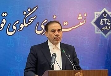 چند نفر در پرونده کوروش کمپانی شکایت کردند؟