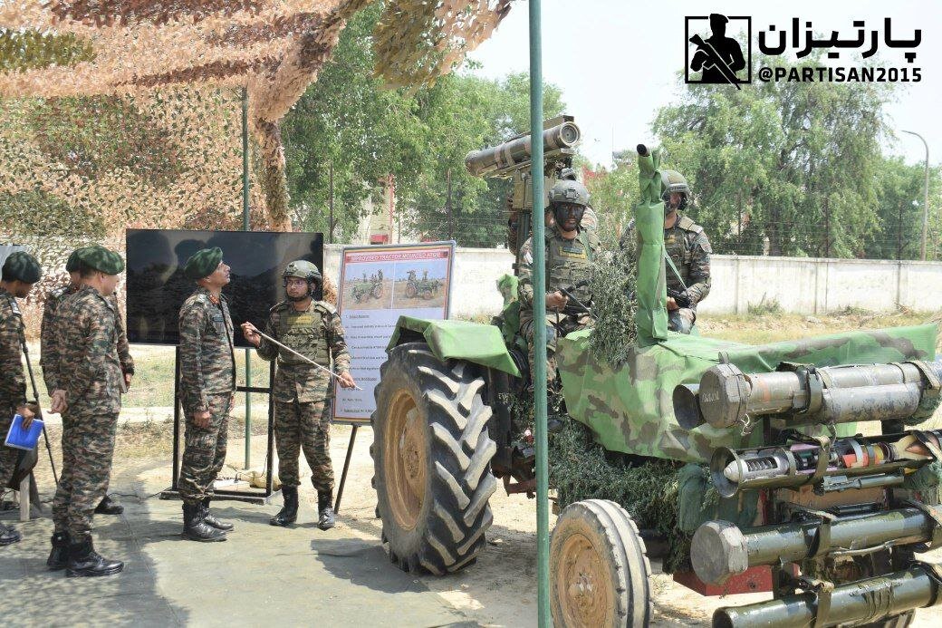 عکس | خلاقیت عجیب و متفاوت ارتش هند؛ تراکتور ضد زره از راه رسید