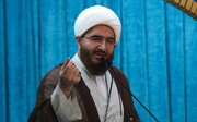 آقای حاج علی اکبری! فقط شما حرف بزنید، بقیه زبان شان را ببندند؟