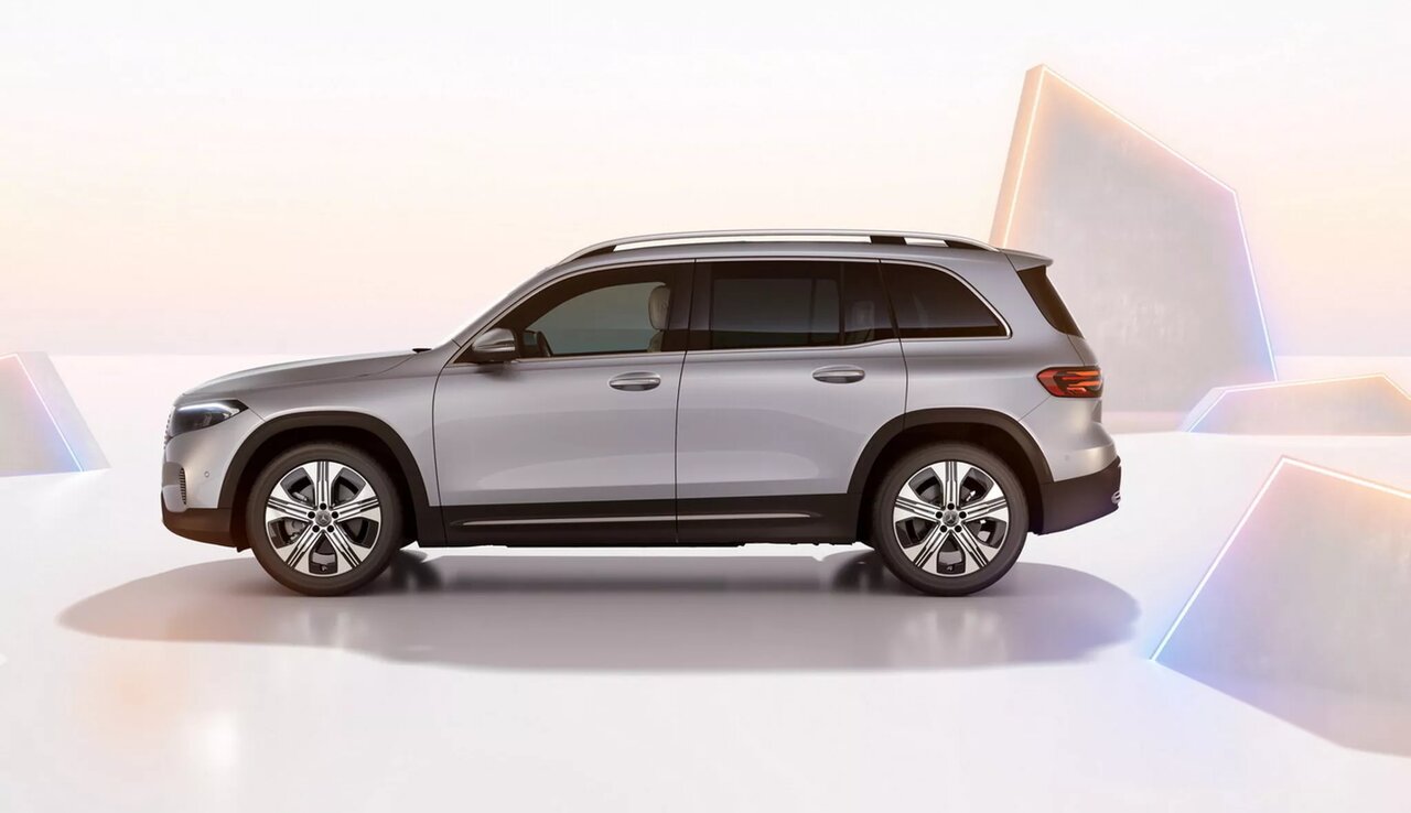 شباهت باورنکردنی مرسدسبنز و MVM X55/ عکس