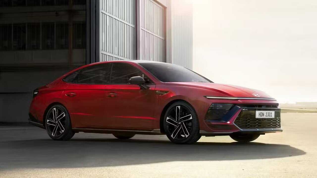 هوشمندترین خودروهای تاریخ که هوش از سر میپرانند! 8