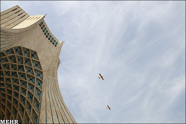 آمریکا نتوانست، احمدینژاد توانست!