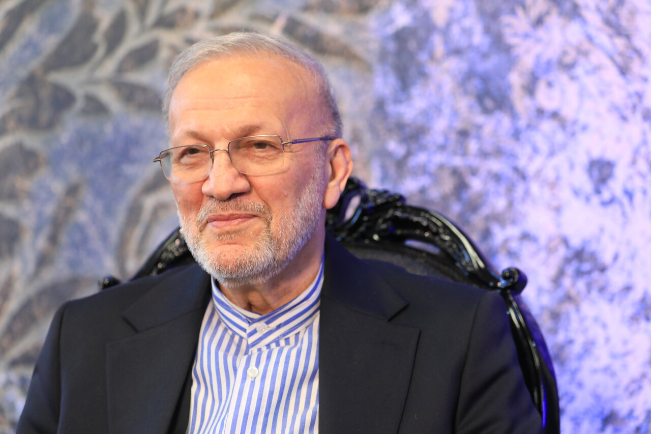 متکی: بحران کنونی نشانه بنبست در حکمرانی اروپا و کاهش توان دولتهای غربی برای اقناع افکار عمومی است