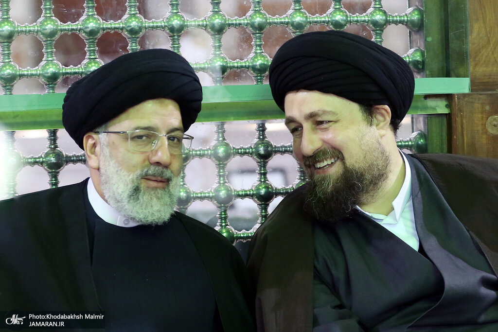 عکس هایی از همنشینی ابراهیم رئیسی و سیدحسن خمینی در یک مراسم مهم 3