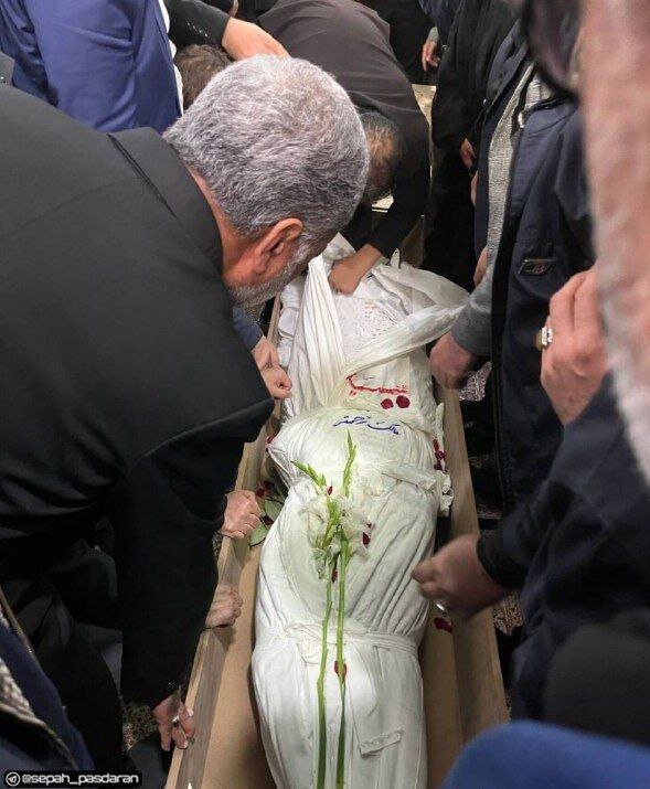 عکس | اولین تصویر از پیکر شهید رحمتی استاندار آذربایجان شرقی