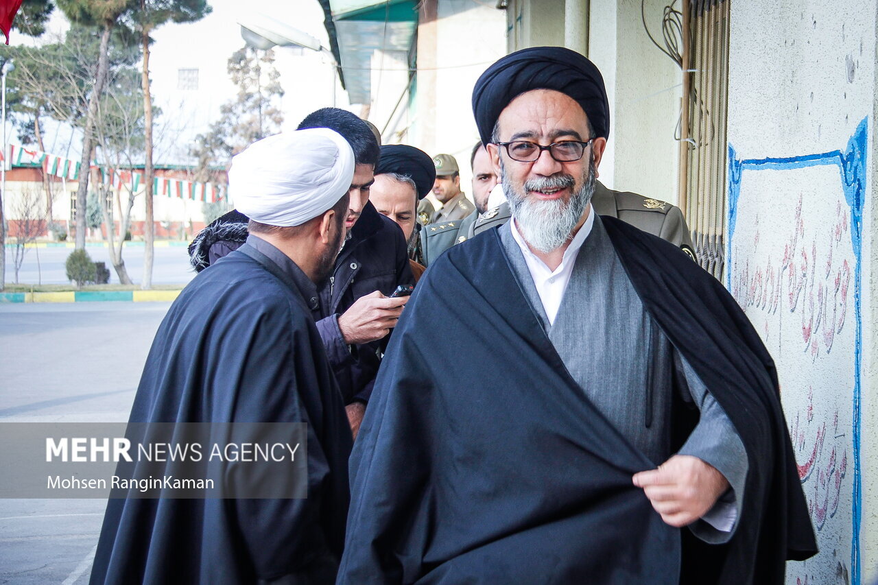 در سوگ سید محمدعلی آل هاشم؛ «امام» هر روز مردم تبریز /آخوندی که برای فوتبال جنگید و سینما را به جوانان توصیه کرد