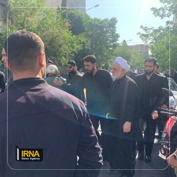 حضور مقامات کشوری و لشکری در تشییع رئیس جمهور شهید و شهدای همراه