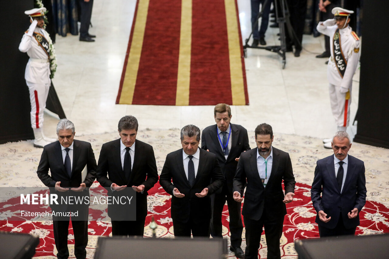 سیاسیون خارجی اینگونه به شهید رئیسی، وزیرخارجه و سرتیپ موسوی ادای احترام کردند +تصاویر