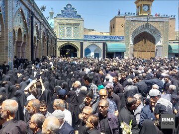 عکس | دختر امام خمینی(ره) در مراسم تشییع پیکر امیرعبداللهیان