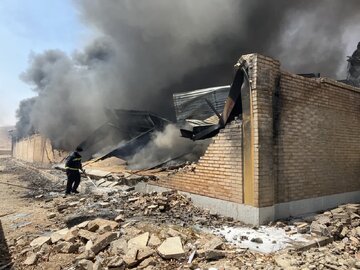 دستورات قانونی رئیس کل دادگستری استان سمنان در پی حادثه آتش سوزی واحد تولیدی در شهرک صنعتی گرمسار