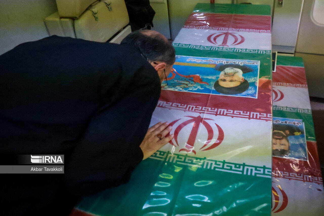 عکس | تصویری تلخ و دردناک از پیکر ابراهیم رئیسی در داخل هواپیما بعد از شهادت