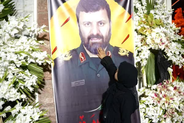 اینجا خانه پدری سرتیم حفاظت ابراهیم رئیسی است /چرا تلویزیون تصویرت را نشان نمیده بابا؟ /آخرهفتههای خانواده محافظ رییس جمهور چطور می گذرد؟