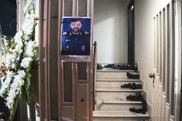 اینجا خانه پدری سرتیم حفاظت ابراهیم رئیسی است /چرا تلویزیون تصویرت را نشان نمیده بابا؟ /آخرهفتههای خانواده محافظ رییس جمهور چطور می گذرد؟