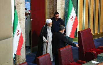آیت الله موحدی کرمانی؛ رئیس 93 ساله خبرگان ششم با 66 درصد آراء / شوک به جامعه مدرسین یا یک توافق بین جامعتین؟