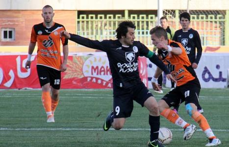 پرسپولیس تنها نیست! 3