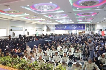 درخواست انتخاباتی فرمانده کل ارتش / وزیر دفاع: ریشههای مستحکم جمهوری اسلامی ایران مانع بروز اختلال در کشور است