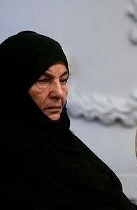 تصاویری از سید حسن نصرالله در کنار مادرش