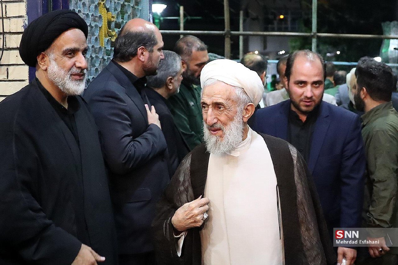 عکسی جدید از کاظم صدیقی در مراسم بزرگداشت ابراهیم رئیسی و همراهانش