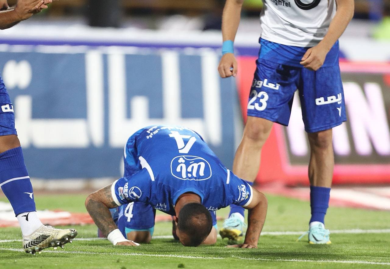 عکس| شادی خاص چشمی پس از گل حساس