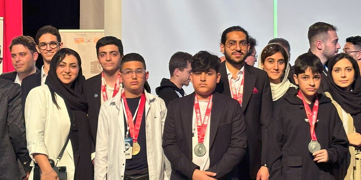 آیولرن: افتخار آفرین آموزش در دنیای دیجیتال