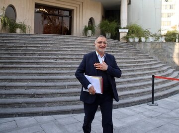 زاکانی در راه وزارت کشور زاکانی در راه وزارت کشور