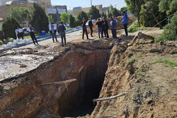 شهری که در چالههای خودساخته فرو میرود