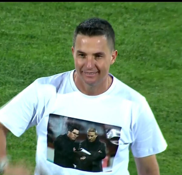 عکس| حرکت زیبای اوسمار به یاد یحیی گلمحمدی