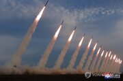 تصاویر | عکس‌های ویژه شلیک موشک‌های کره شمالی به سوی کره جنوبی!
